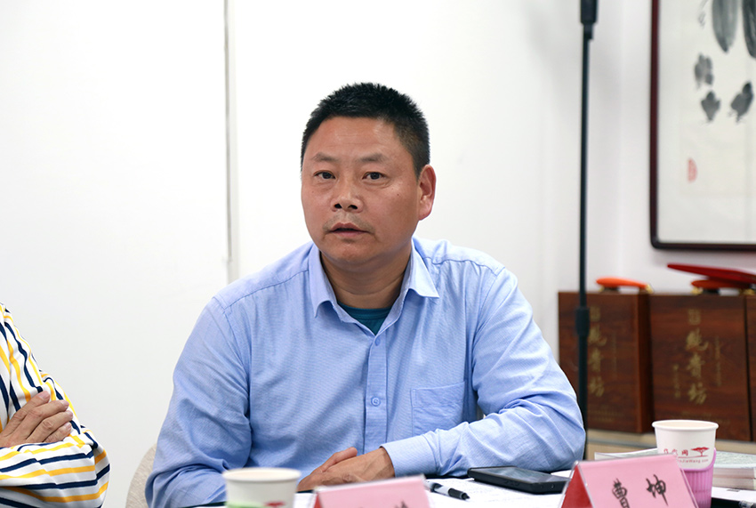 曹坤