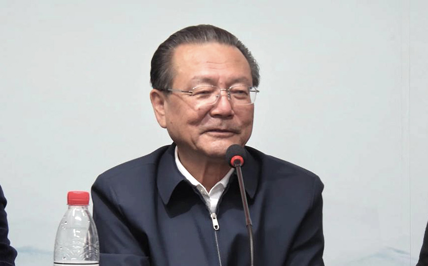 艾克拜尔