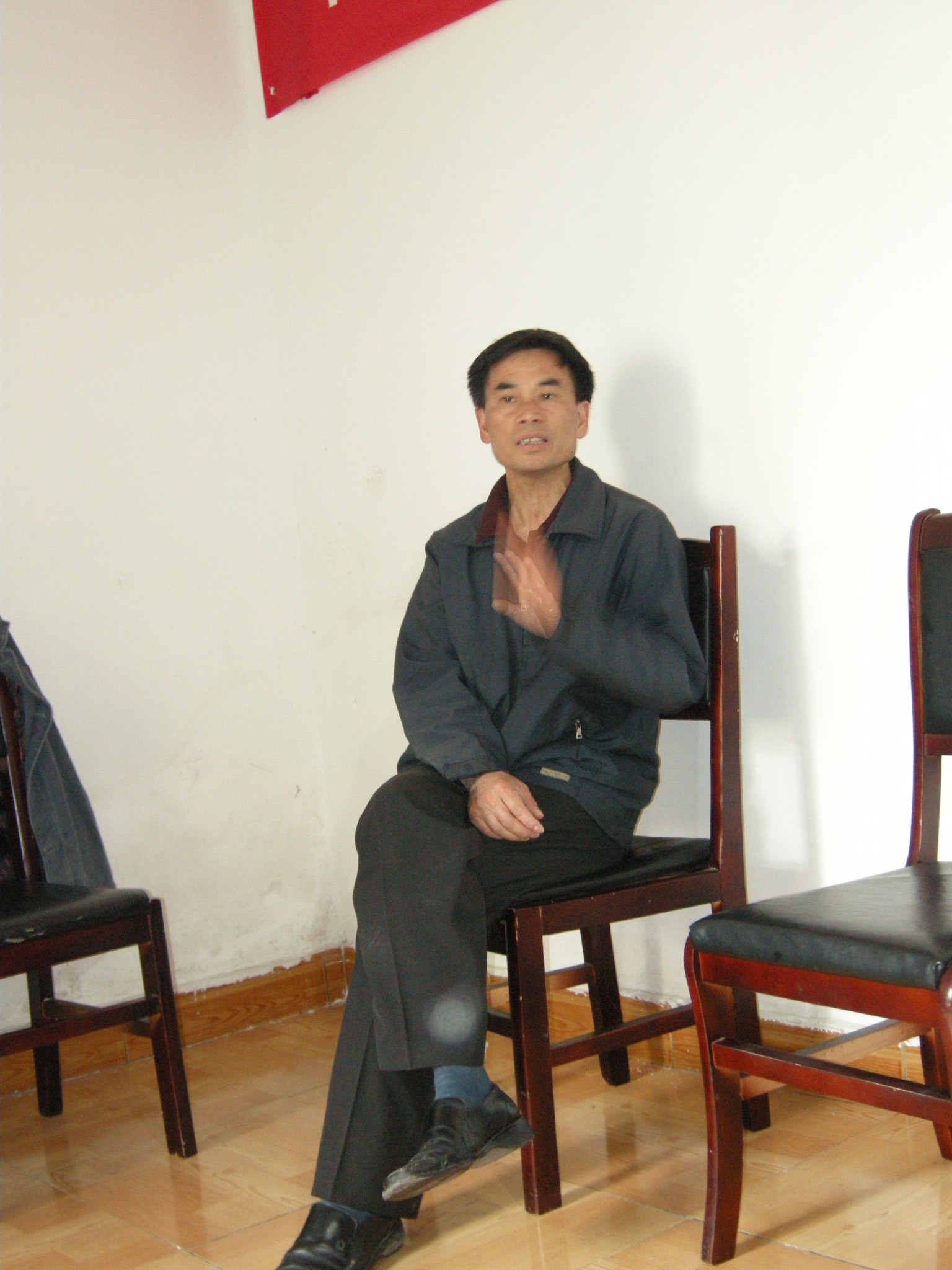 2009年4月12日，李国清在都匀市诗歌作品研讨会上发言 。