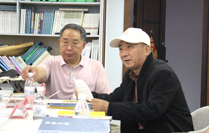 张富英发言01 张富英发言01