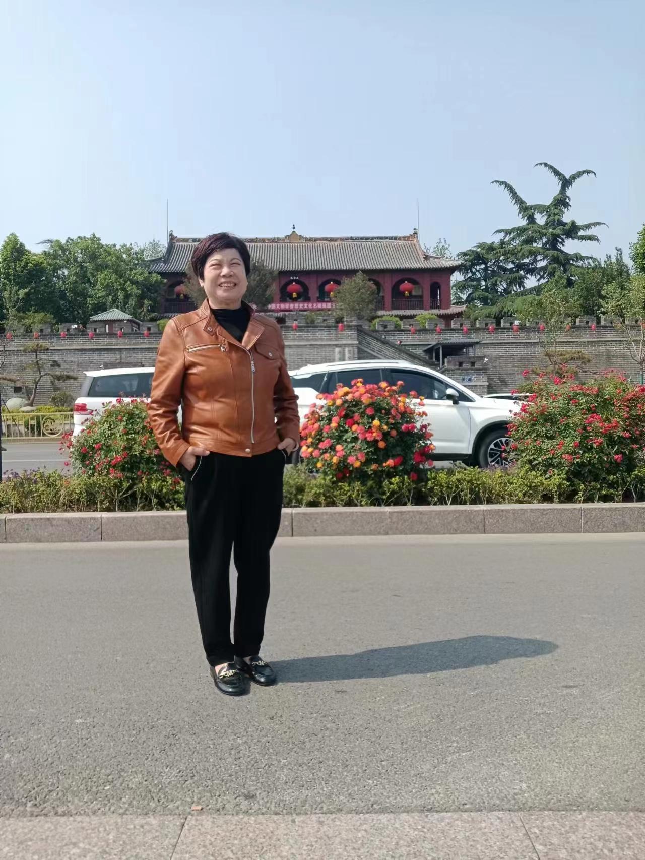 张鲁平